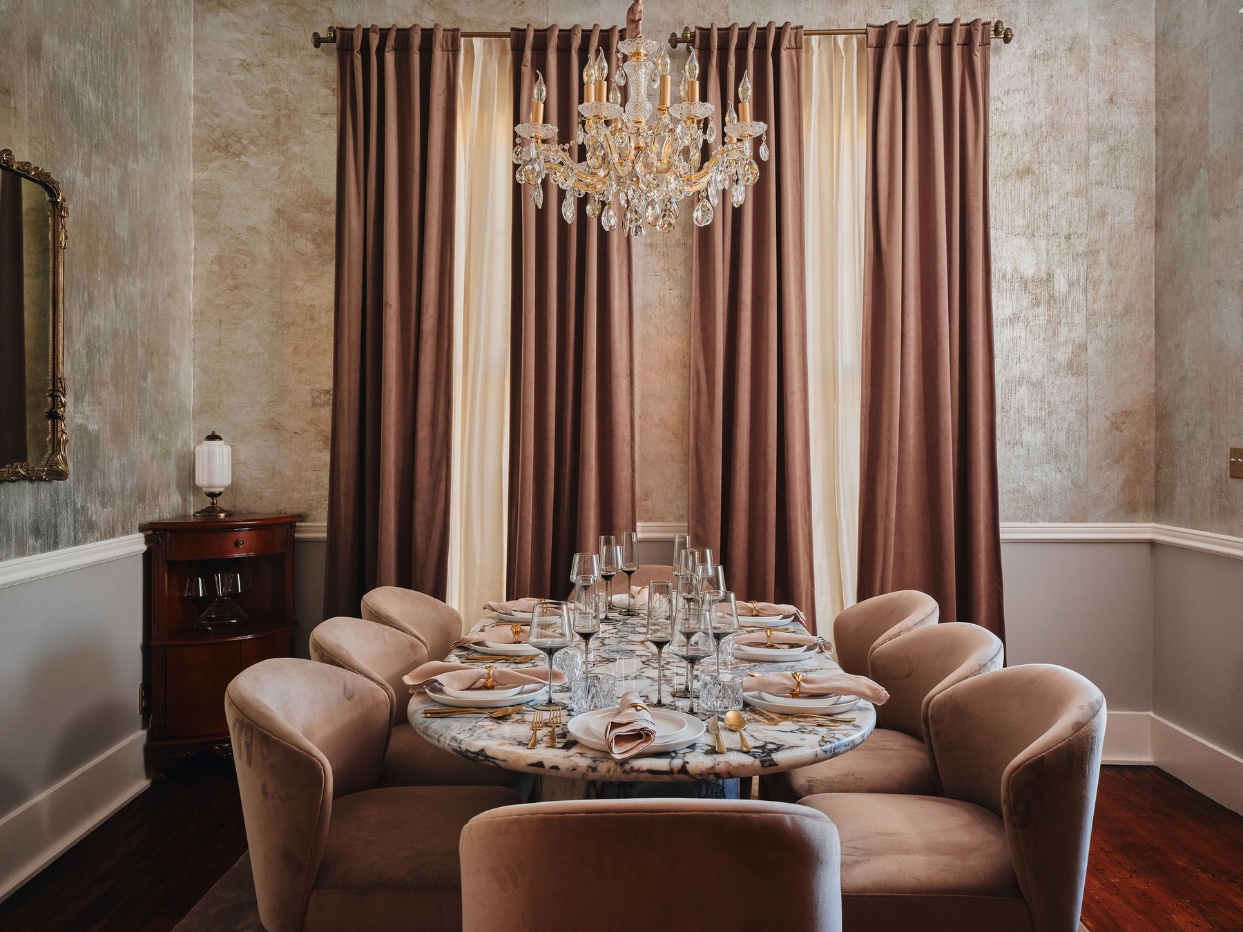 Salle à Manger at Maison Rêve