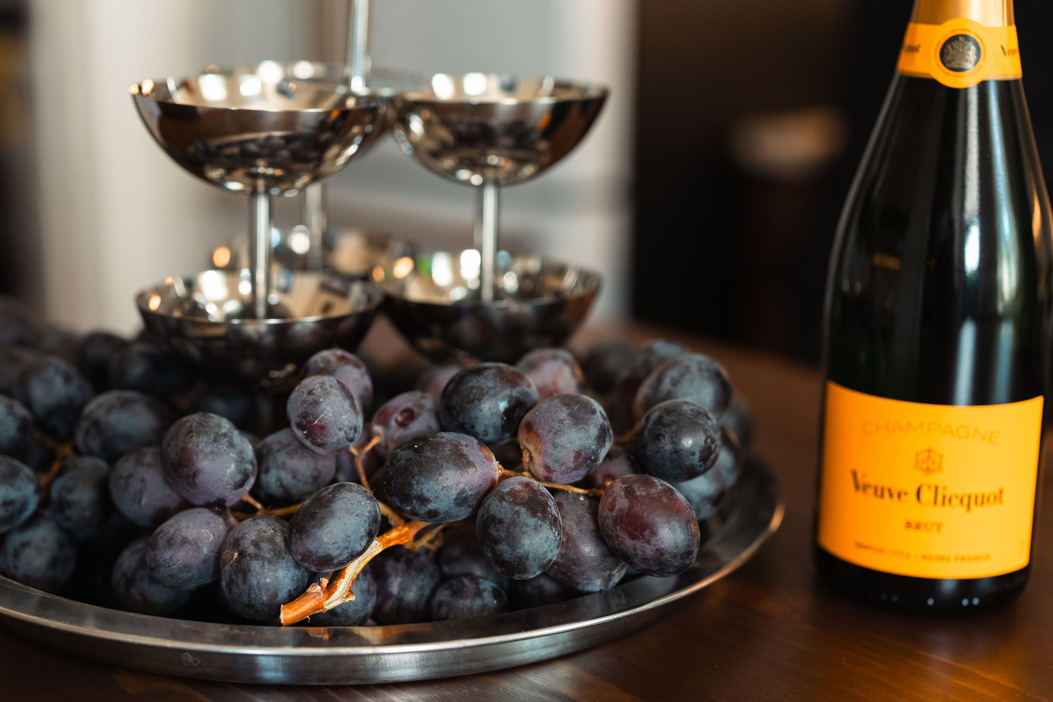 Champagne and grapes at Maison Rêve
